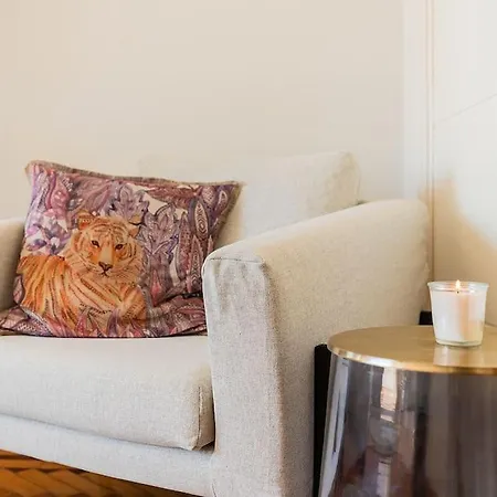 Elegant Interior Apt For 6P - 10Mins To Baixa * Lisbona