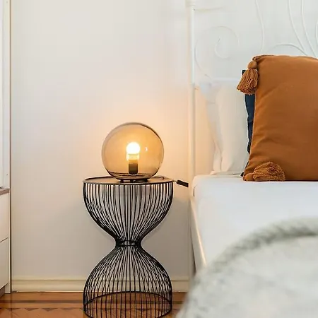Elegant Interior Apt For 6P - 10Mins To Baixa *